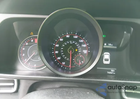 2022 Hyundai Elantra Sel z USA, uszkodzony, nr VIN KMHLM4AG0NU260835